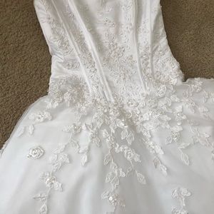 Wedding dress size 6